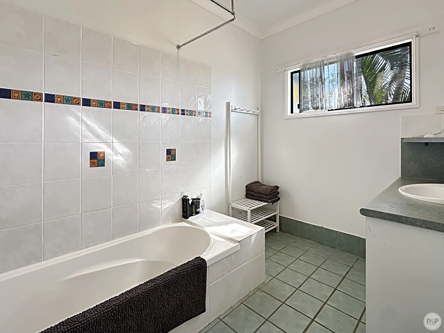 Additional image 6 of 198 Balgal Beach Road, Balgal Beach QLD 4816