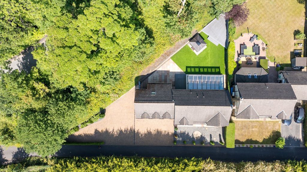 Additional image 24 of 5 bed detached house for saleWoodlands Close, Apperley Bridge, West Yorkshire BD10