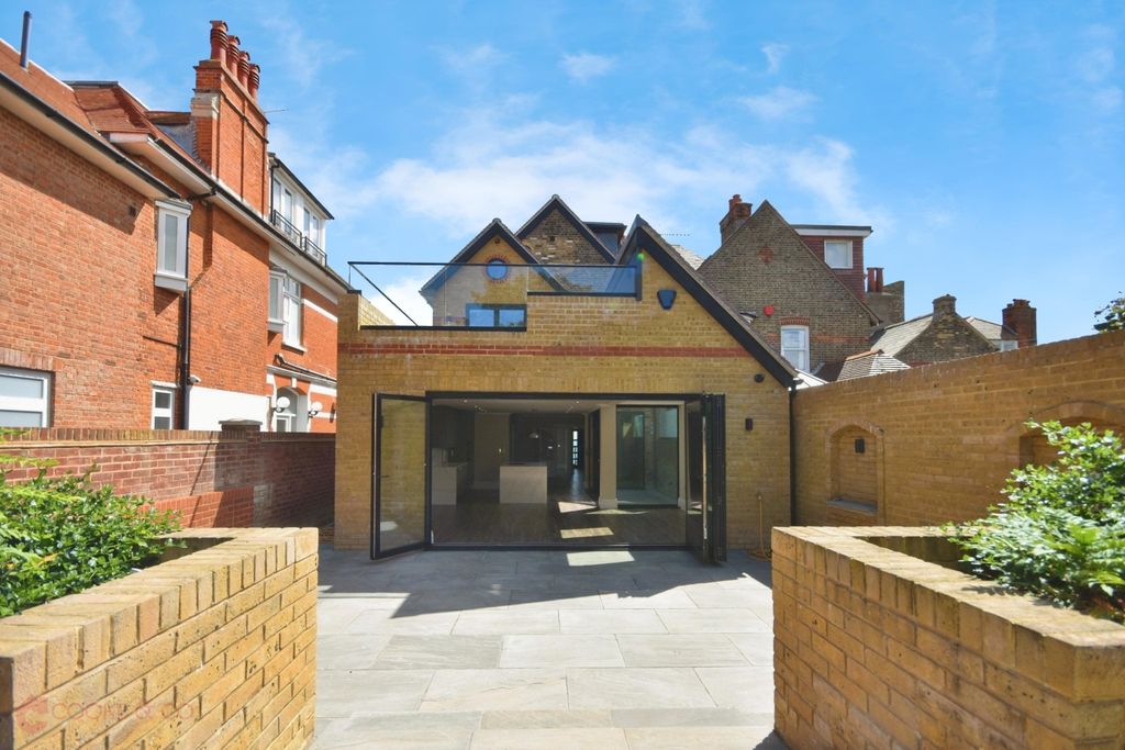 Additional image 26 of 4 bed semi-detached house for saleEastern Esplanade, Broadstairs, Kent CT10