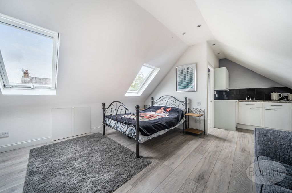 Additional image 14 of 3 bed detached house for saleHeathcote Road, Bordon, Hampshire GU35