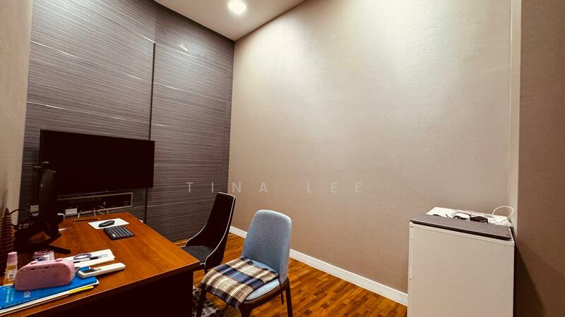 13 Leedon Heights photo 2