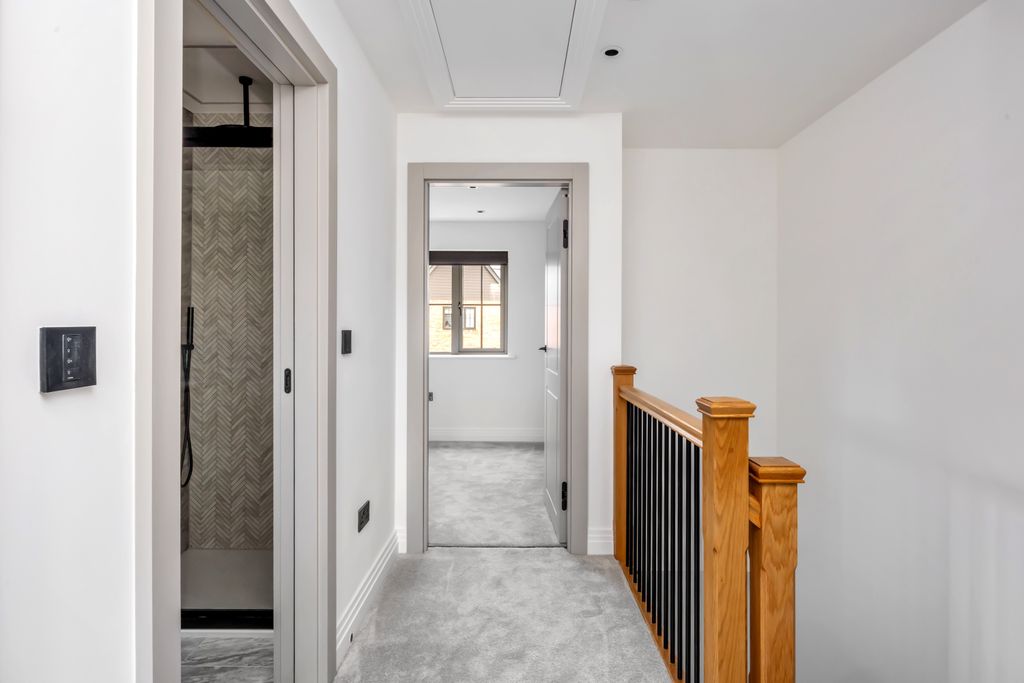 Additional image 13 of 3 bed semi-detached house for saleSkylarks, Brighton BN2