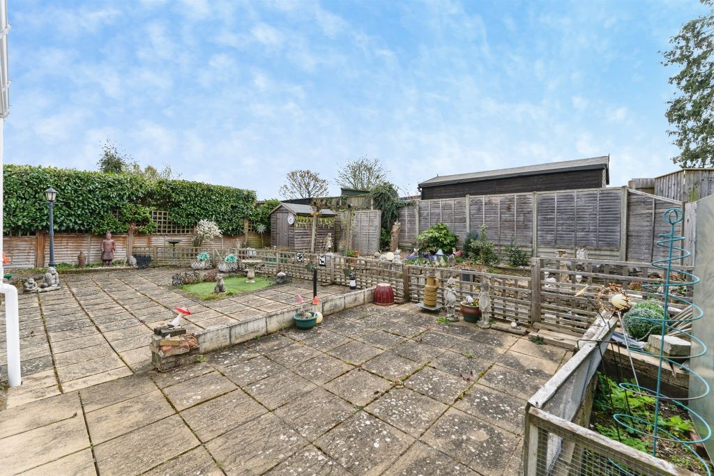 Additional image 2 of 3 bed detached bungalow for saleSt. Margarets Drive, Brandon IP27
