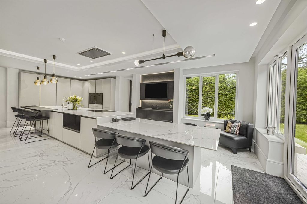Additional image 7 of 5 bed detached house for saleBollinway, Hale WA15