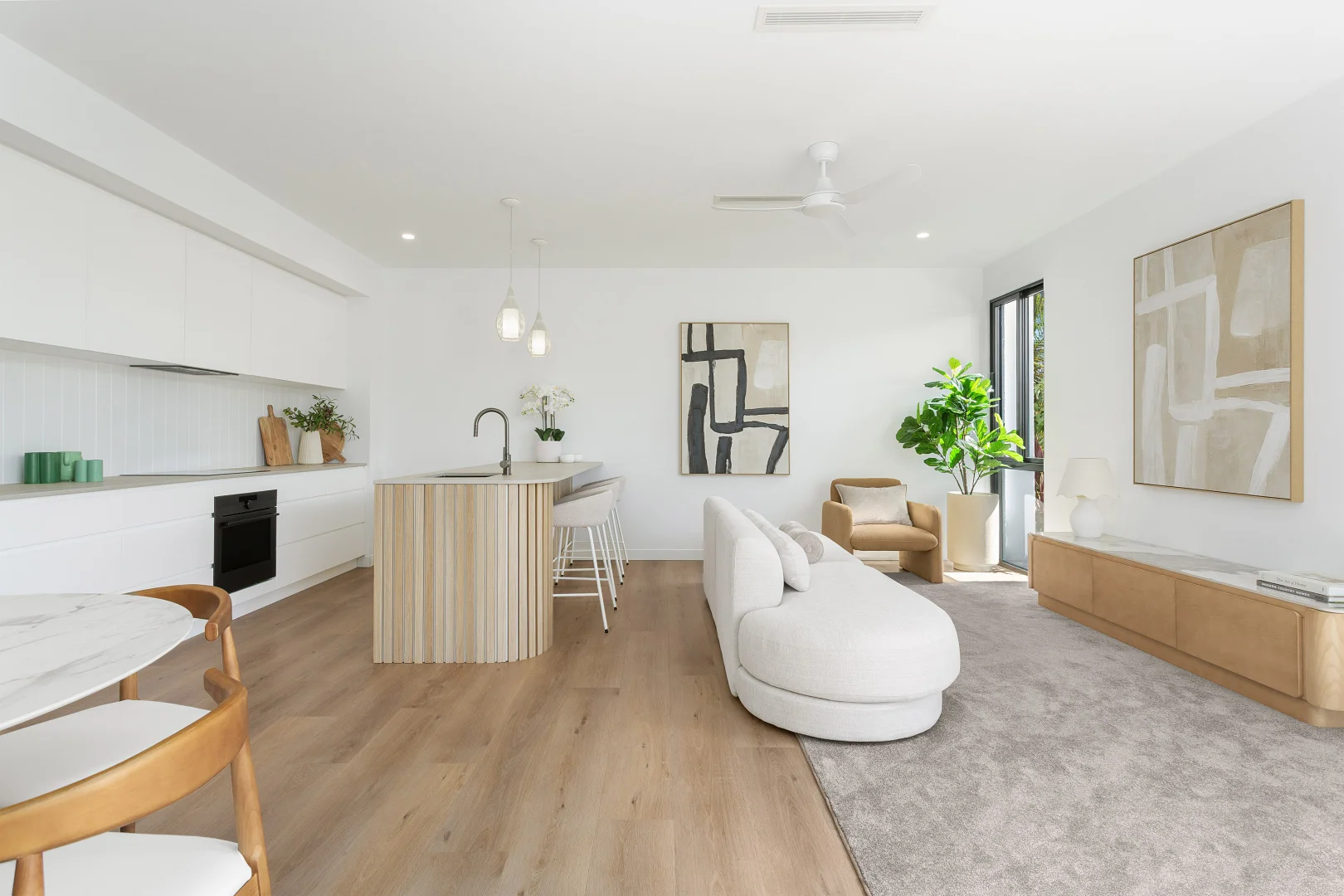 2/33 Fifth Avenue, Palm Beach QLD 4221