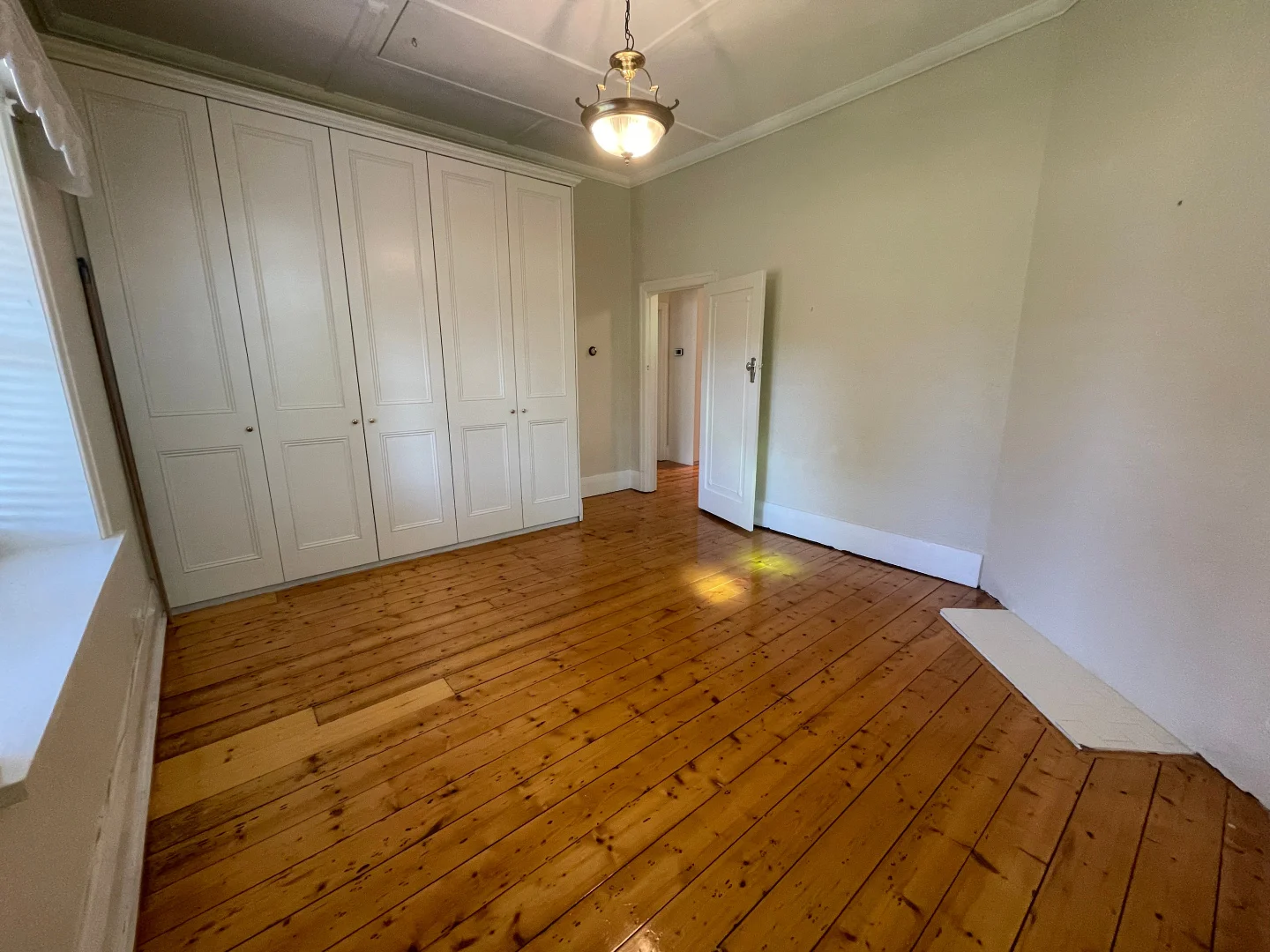 93 The Crescent, Ascot Vale VIC 3032 photo 5