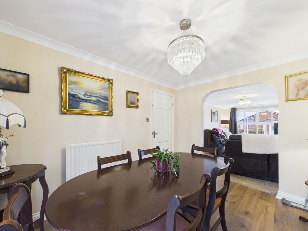 Additional image 10 of 5 bed detached house for sale5 Bed Detached House, Aysgarth Rise, Bridlington YO16