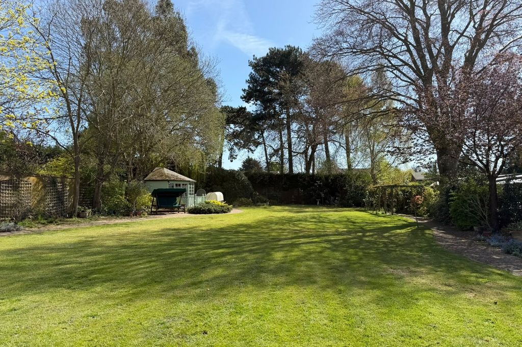Additional image 16 of 6 bed detached house for salePark Farm Road, Bickley, Kent BR1