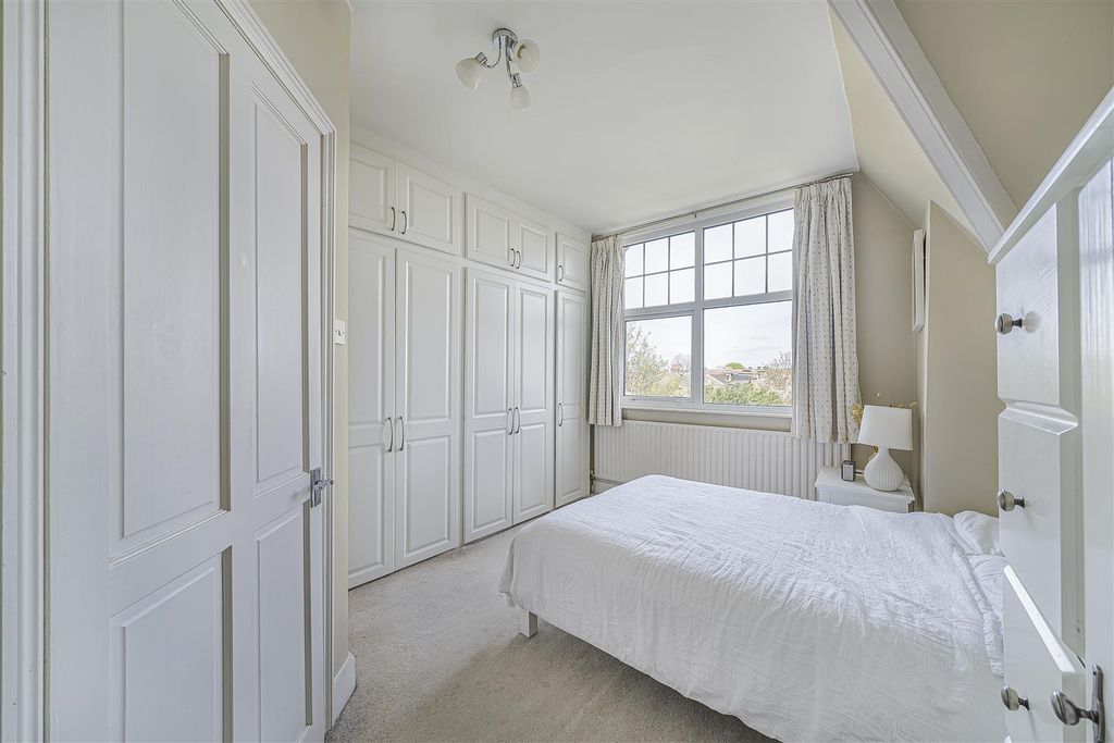 Additional image 17 of 4 bed flat for saleHighland Road, Bromley BR1