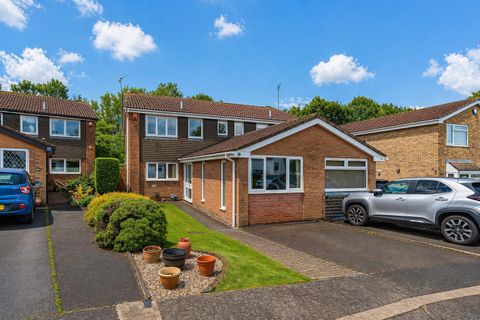 Hampton Crescent West, Cyncoed, Cardiff CF23