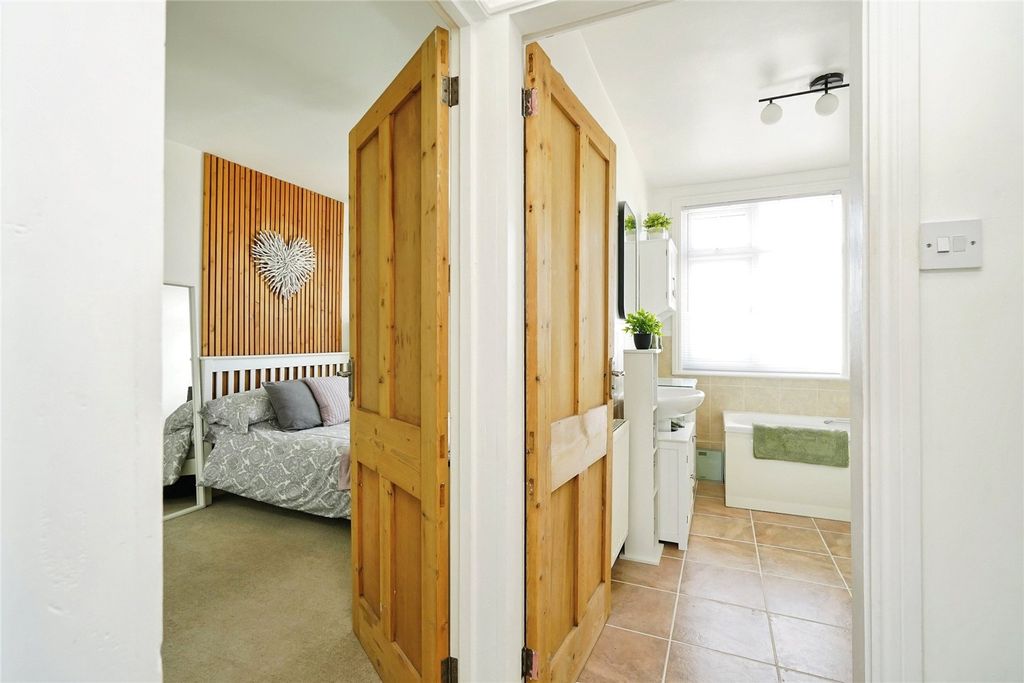 Additional image 15 of 2 bed terraced house for saleManor Road, Brackley, Northamptonshire NN13