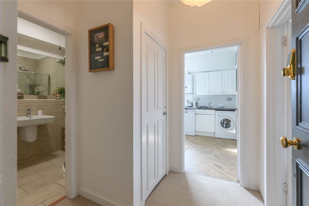 Additional image 2 of 1 bed flat for saleHoward Place, St. Andrews, Fife KY16