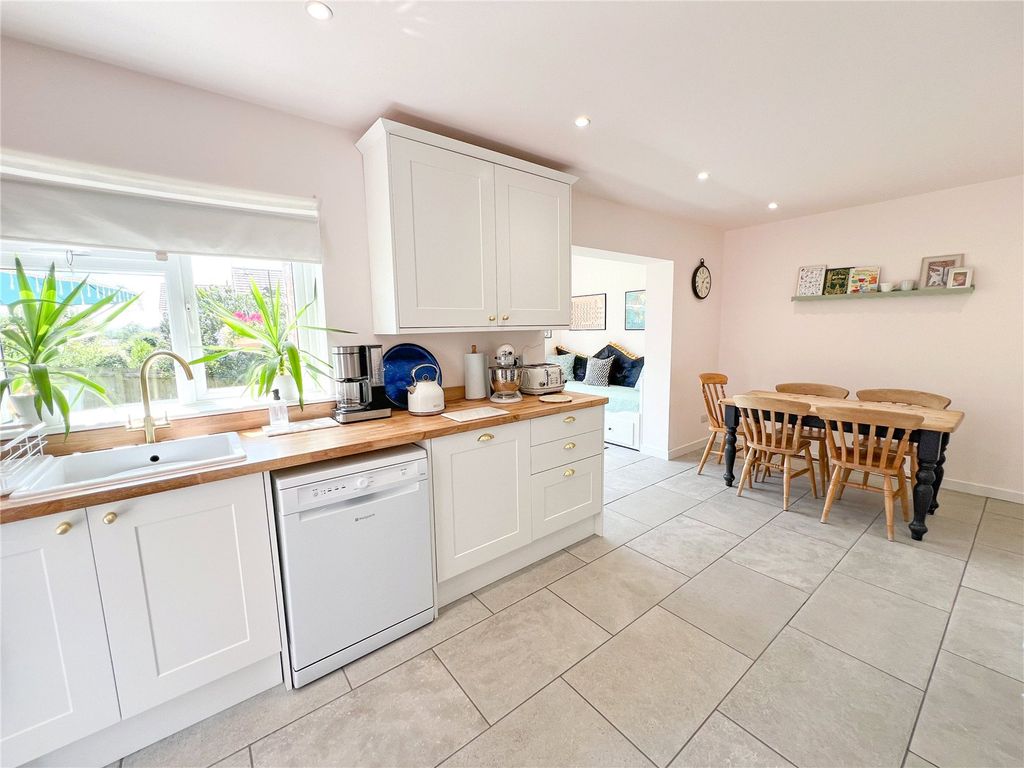 Additional image 4 of 3 bed detached house for saleCadley Close, Blandford Forum DT11