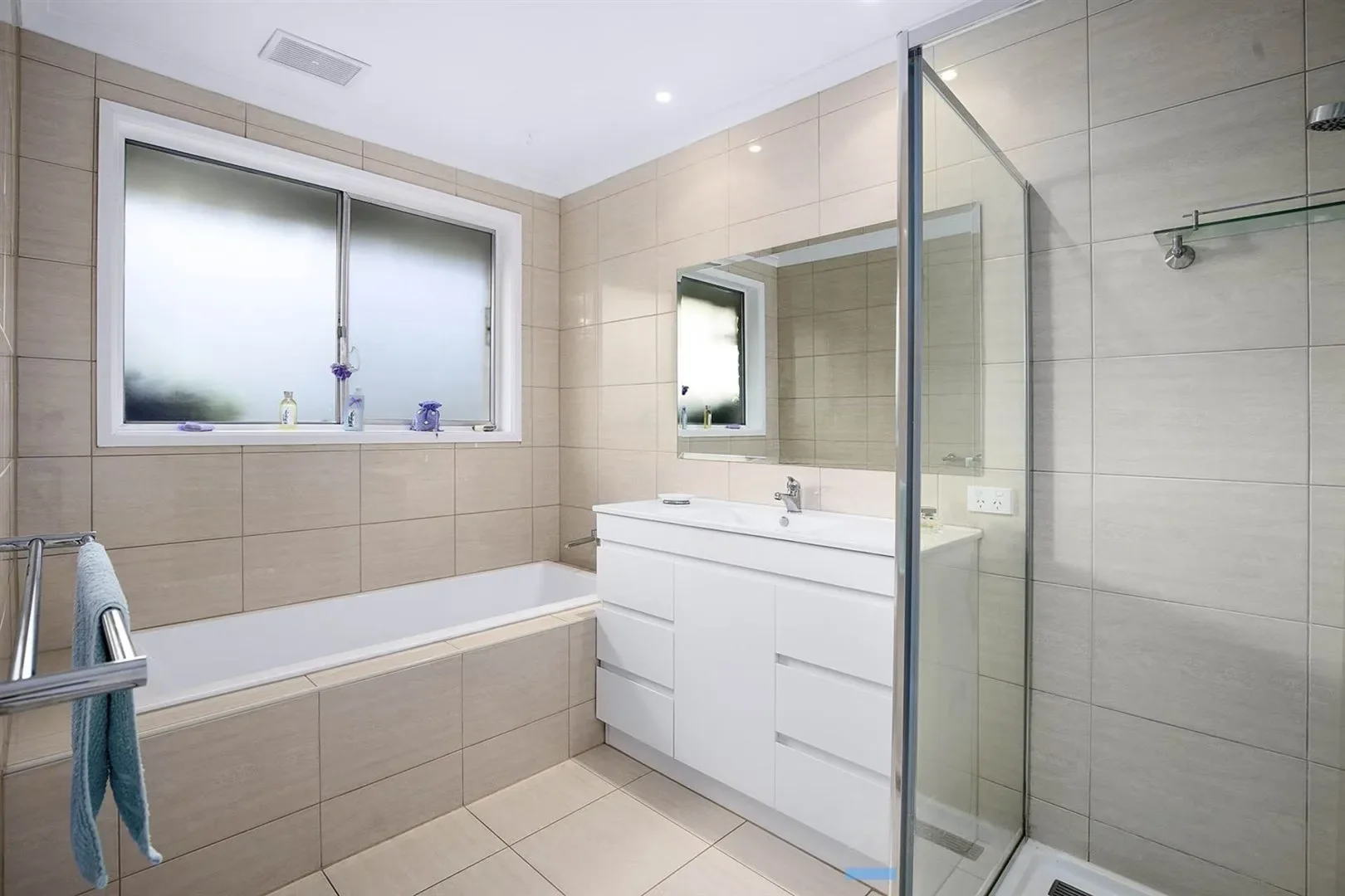 Additional image 8 of 5 Mahonia Court, Ferntree Gully VIC 3156