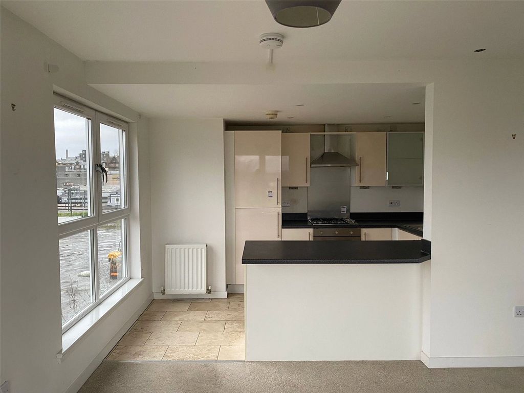 Additional image 7 of 2 bed flat for saleOld Harbour Square, Stirling, Stirlingshire FK8