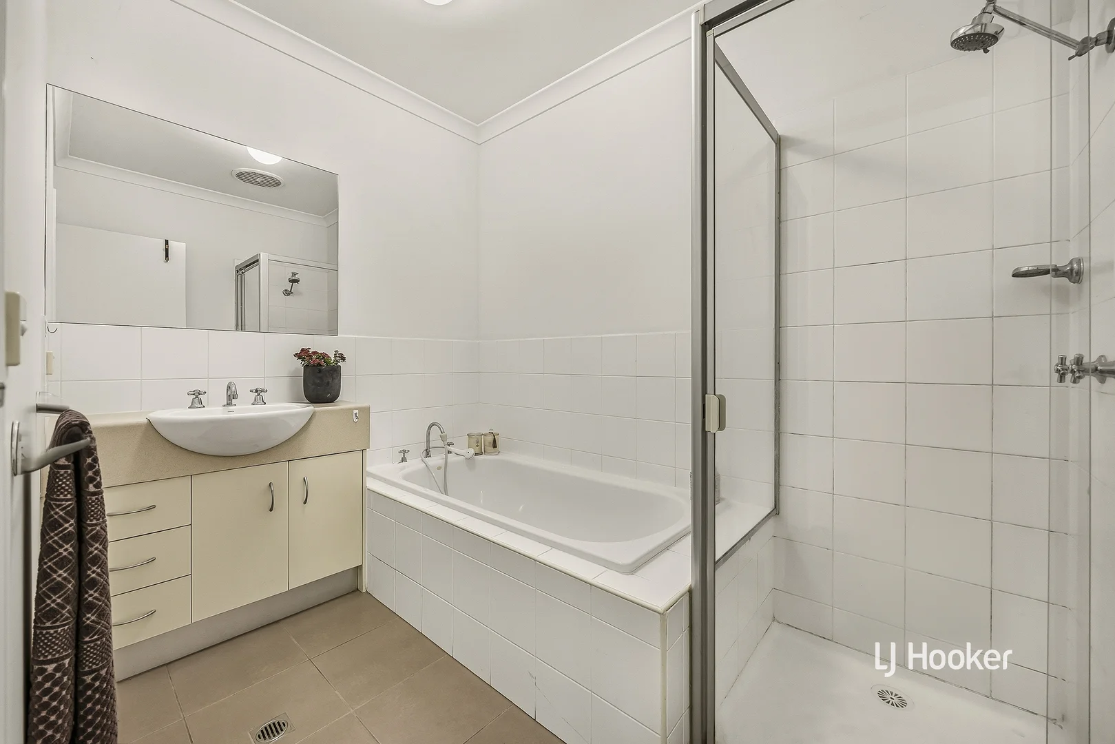 Additional image 14 of 19/14 Mickleton Grove, Point Cook VIC 3030