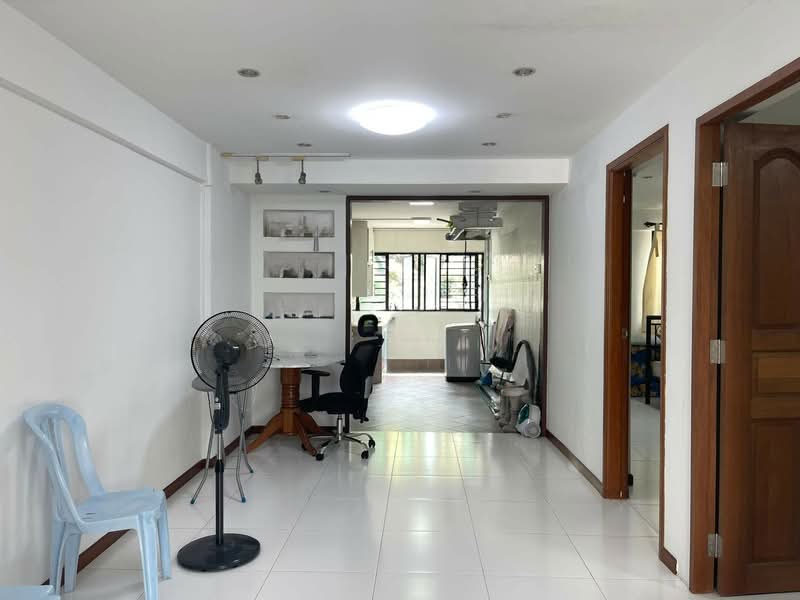157 Ang Mo Kio Avenue 4