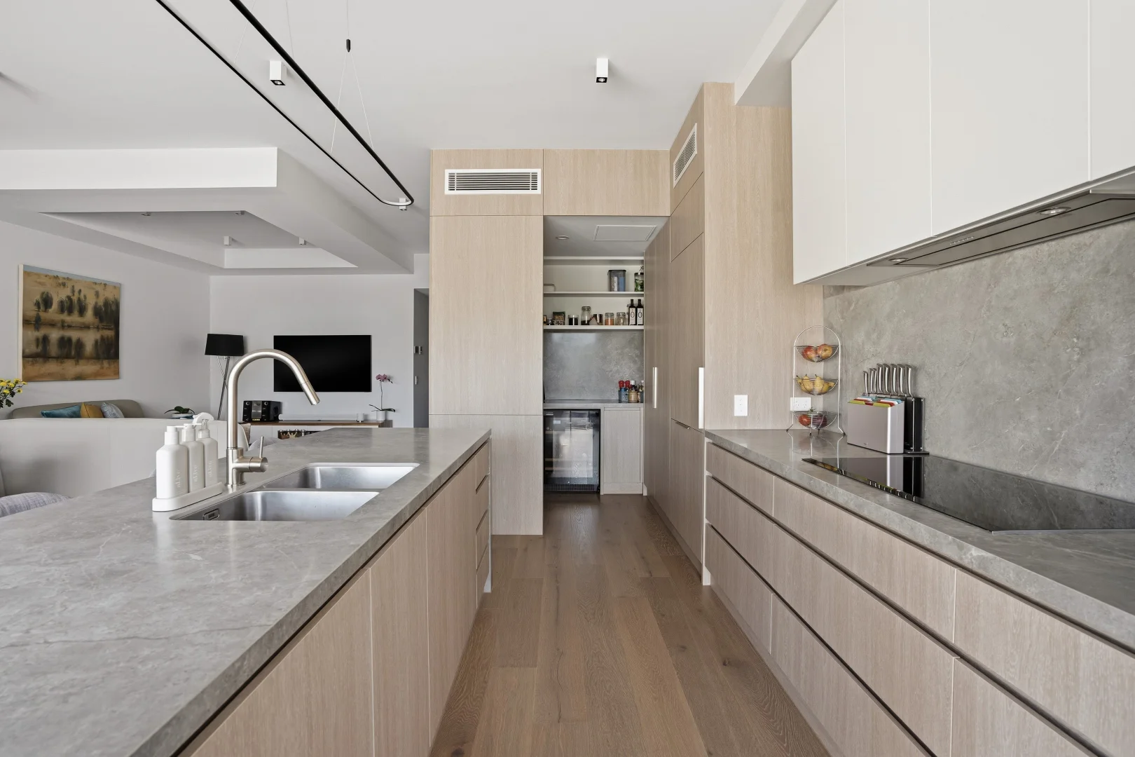 6/64 Gallop Road, Dalkeith WA 6009 photo 3