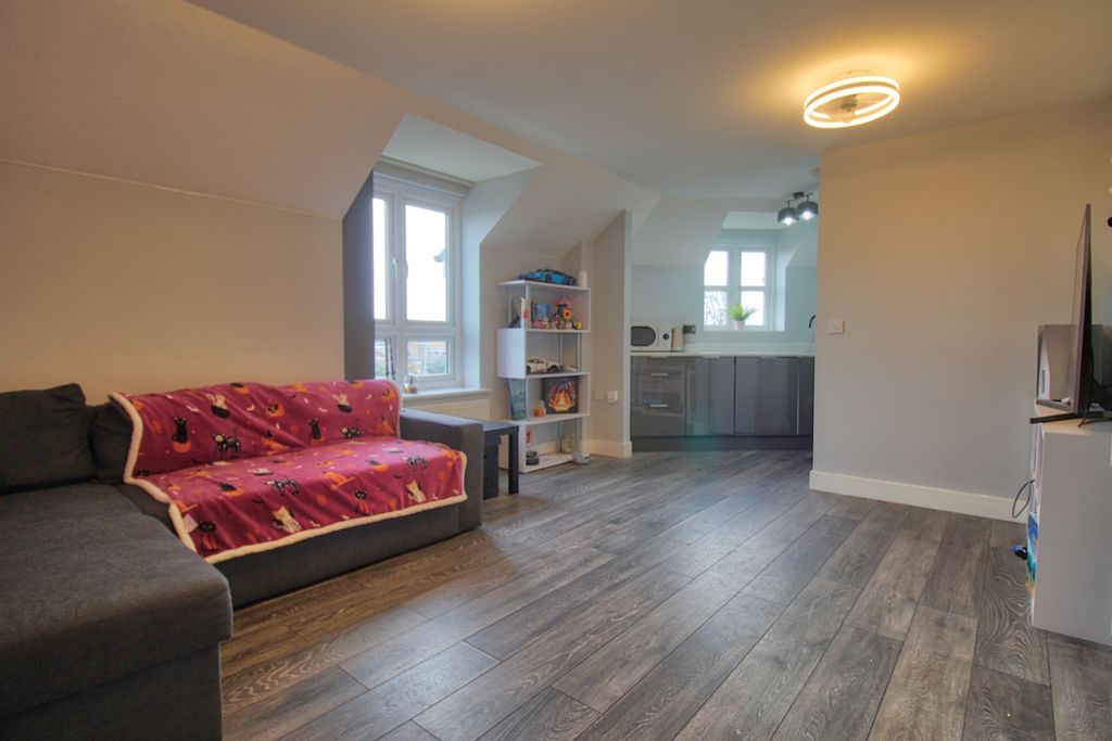 Additional image 2 of 2 bed flat for saleHill View Road, Malvern WR14