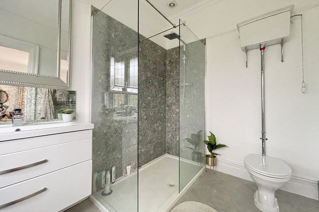 Additional image 17 of 6 bed detached house for saleTalbot Avenue, Talbot Woods, Bournemouth BH3