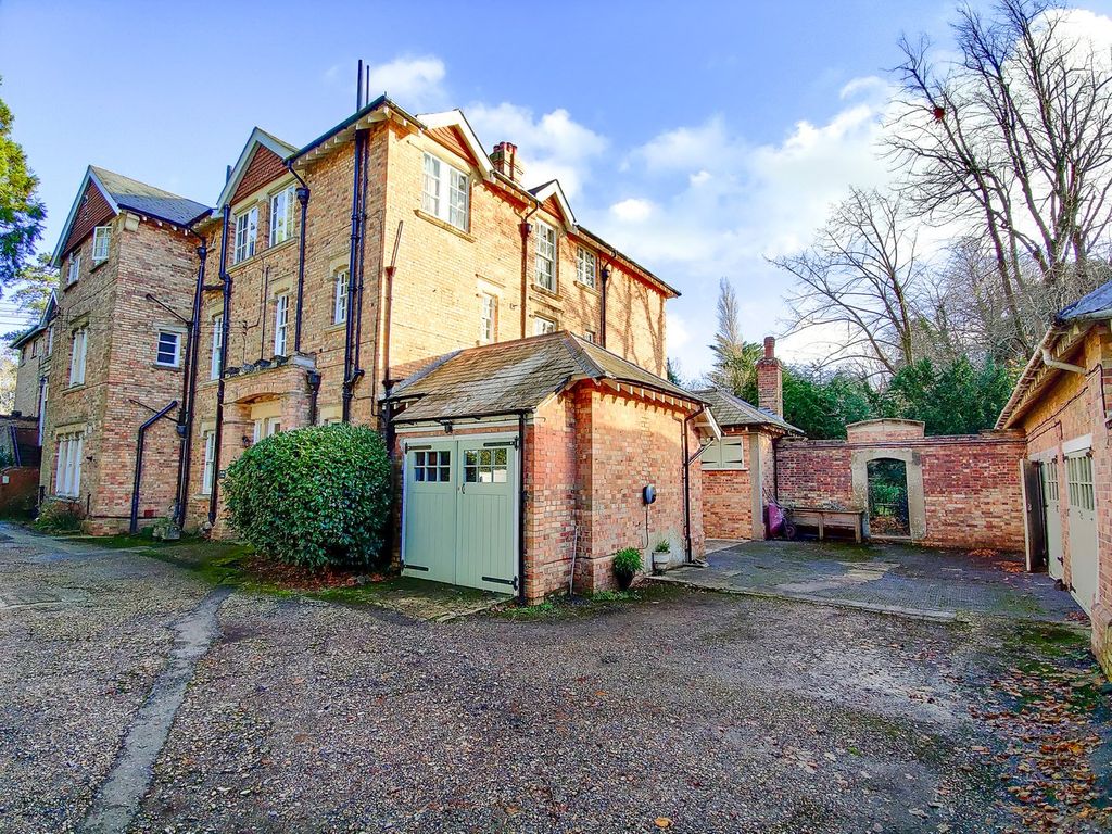Additional image 15 of 2 bed flat for saleManchester Road, Sway, Lymington SO41