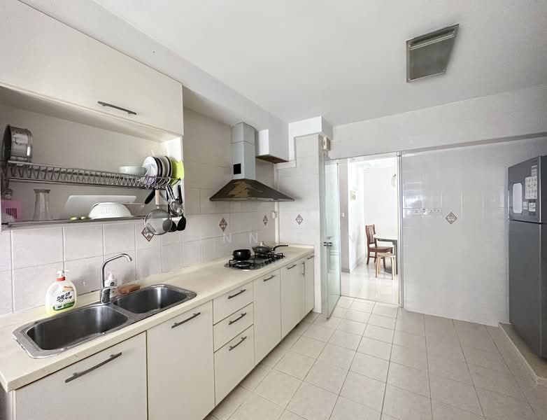 52 Strathmore Avenue photo 3