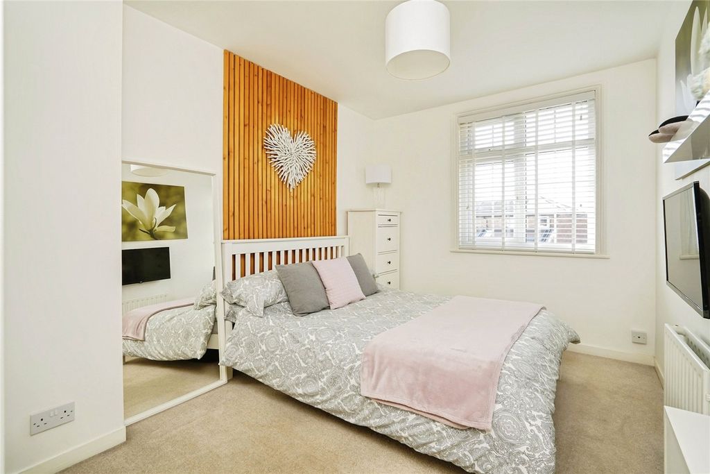 Additional image 17 of 2 bed terraced house for saleManor Road, Brackley, Northamptonshire NN13
