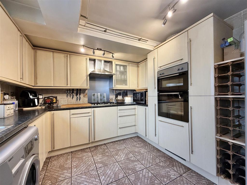 Additional image 13 of 4 bed end terrace house for saleMount Pleasant Road, Brixham TQ5