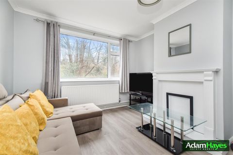 Abercorn Road, Mill Hill East NW7