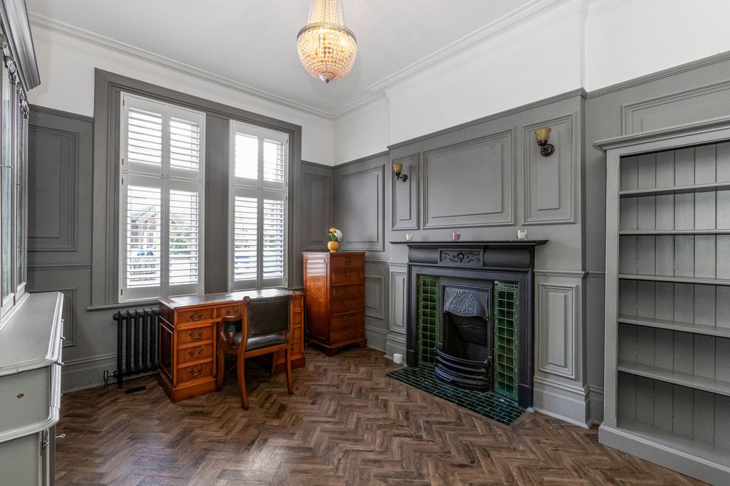 Additional image 20 of 5 bed detached house for saleCambridge Road, Bromley BR1