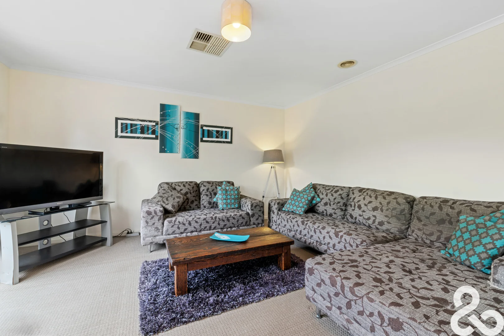 Additional image 2 of 11 Glory Street, South Morang VIC 3752