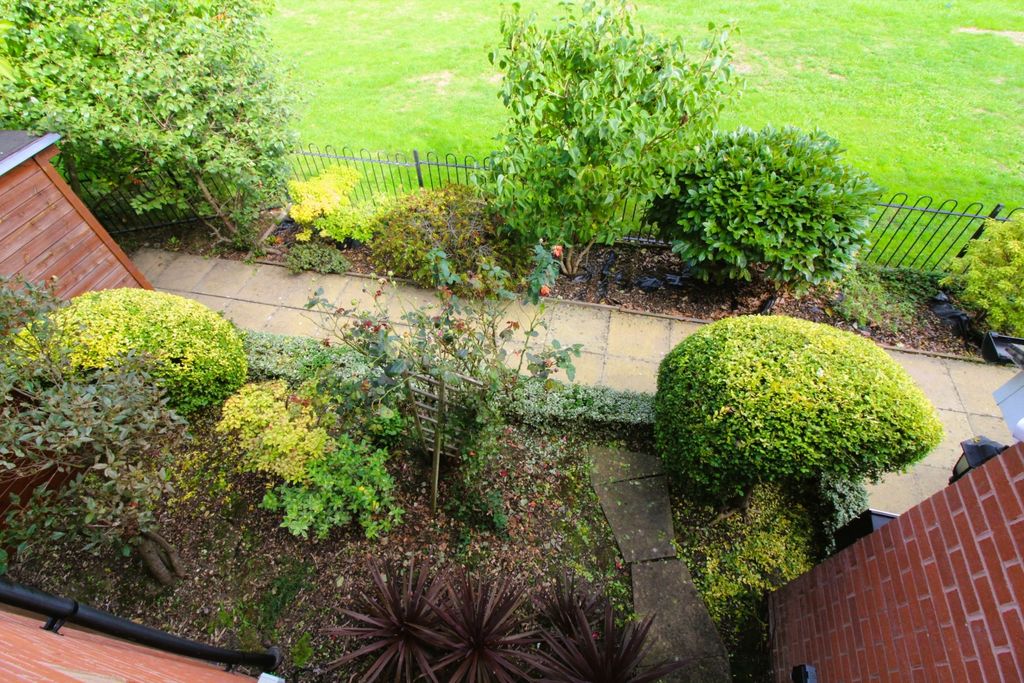 Additional image 37 of 4 bed detached house for sale2 Stockmoor Drive, Bridgwater TA6