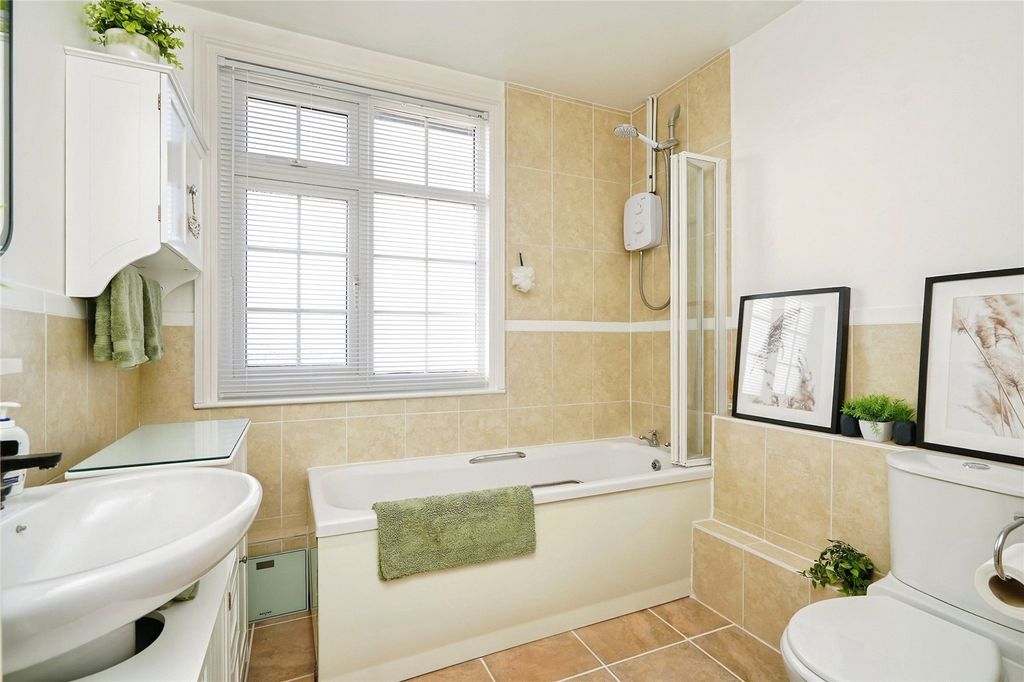 Additional image 21 of 2 bed terraced house for saleManor Road, Brackley, Northamptonshire NN13