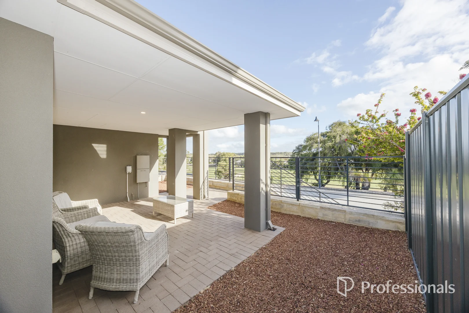 12 Bunker Crescent, Yanchep WA 6035 photo 5
