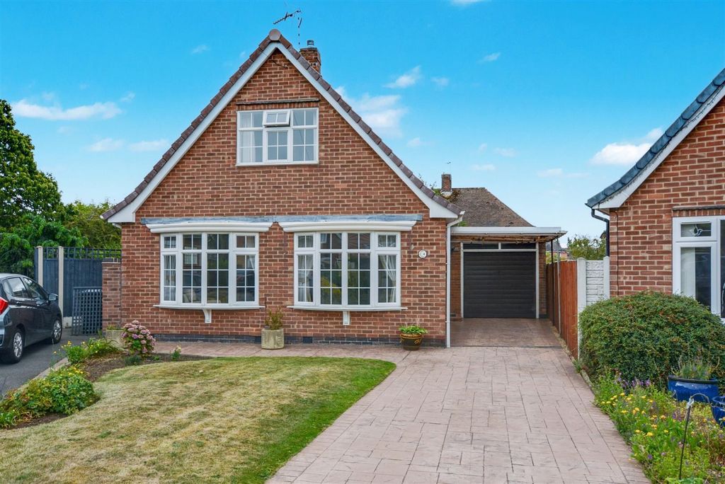 3 bed detached bungalow for saleHoniton Close, Toton, Nottingham NG9