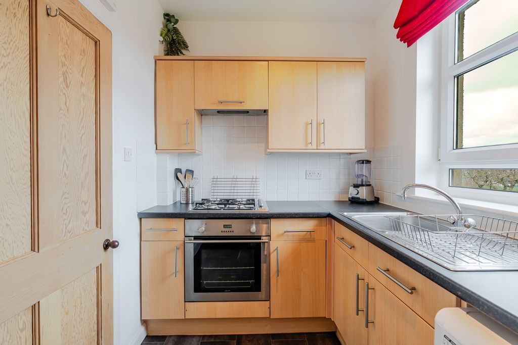 Additional image 13 of 2 bed flat for sale93 Redford Road, Edinburgh EH13