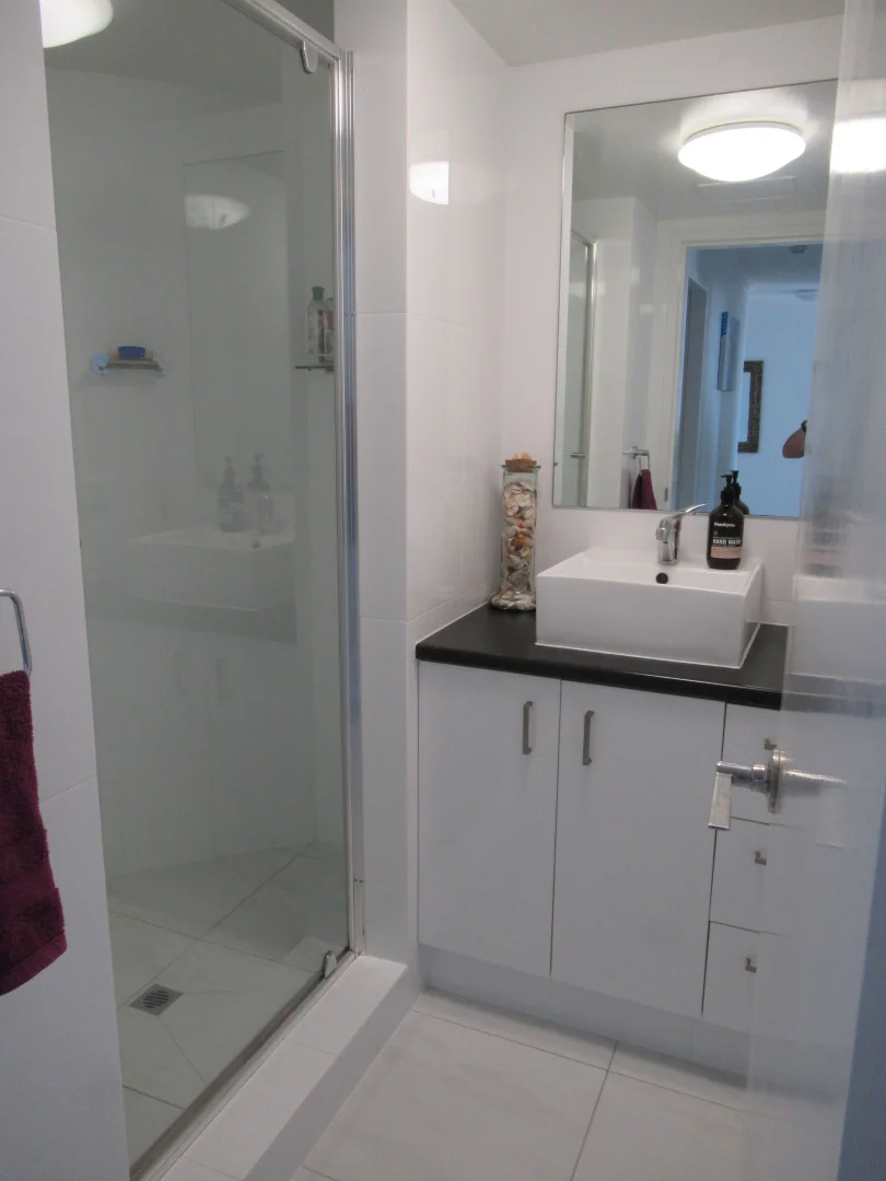 Additional image 10 of 1002/255 Boundary Street, Coolangatta QLD 4225