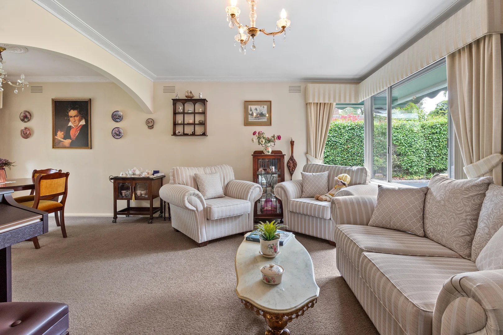 56 Hawthory Road, Kilsyth VIC 3137 photo 2