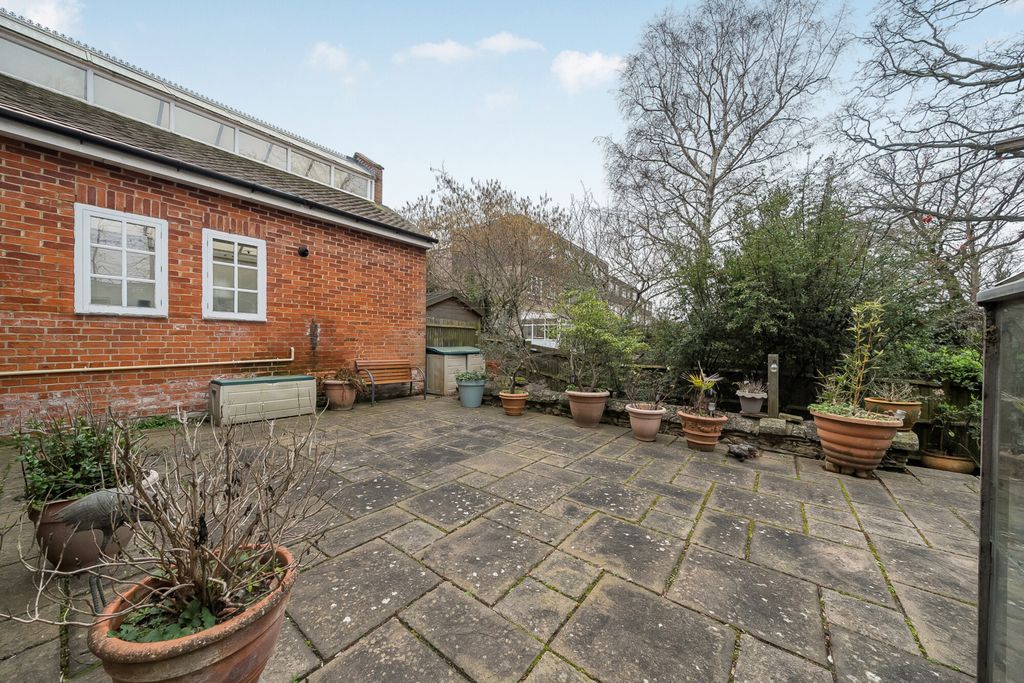 Additional image 11 of 2 bed flat for saleRodway Road, Bromley BR1