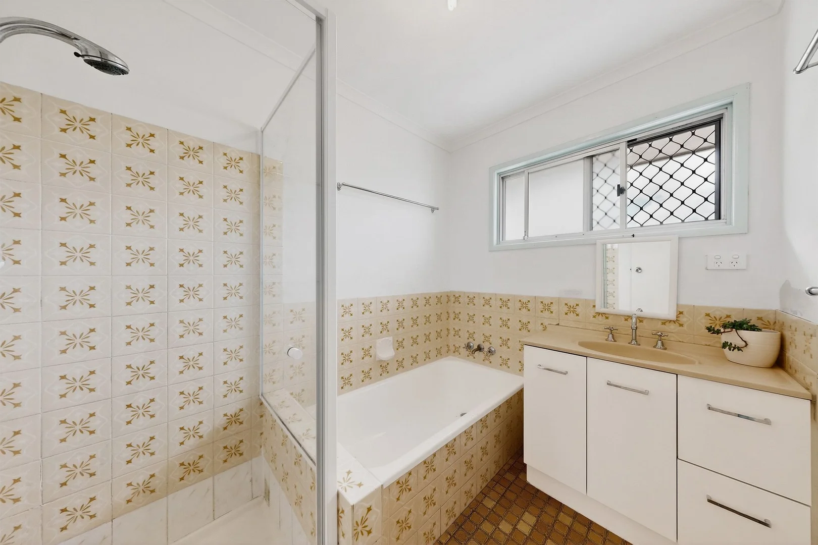 Additional image 6 of 3 Mitre Street, Holmview QLD 4207
