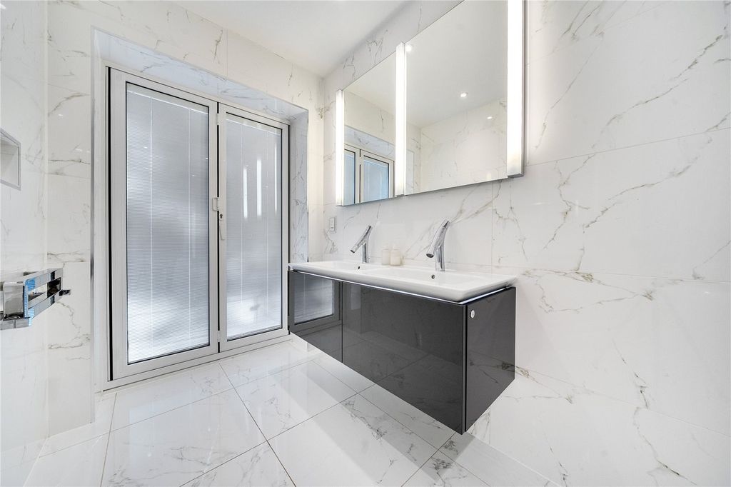 Additional image 20 of 5 bed detached house for saleSundridge Avenue, Bromley BR1