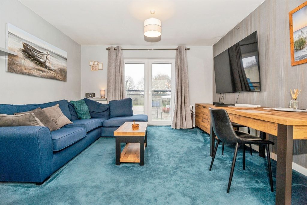 Additional image 4 of 2 bed flat for saleHill View Road, Malvern WR14