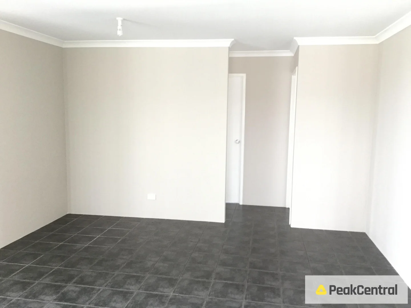 Additional image 5 of 324 Lyon Road, Aubin Grove WA 6164