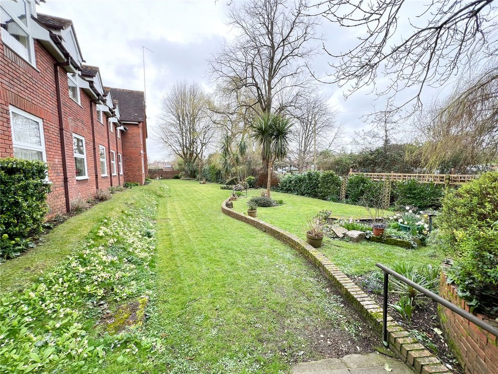 Additional image 8 of 1 bed flat for saleEast Street, Blandford Forum, Dorset DT11