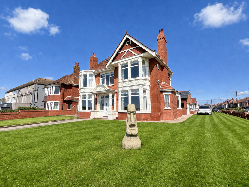 5 bed detached house for saleQueens Promenade, Bispham FY2