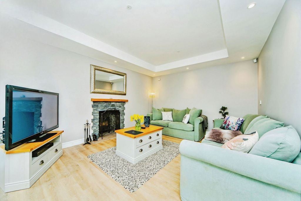 Additional image 8 of 4 bed detached house for saleLaurel Court, Waterton, Bridgend CF31