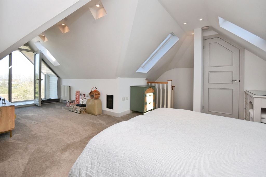 Additional image 27 of 3 bed semi-detached house for saleSeacroft Road, Broadstairs, Kent CT10