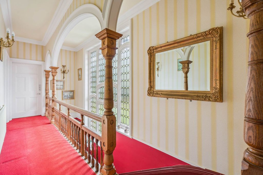Additional image 29 of 7 bed property for saleStewkley Road, Soulbury LU7