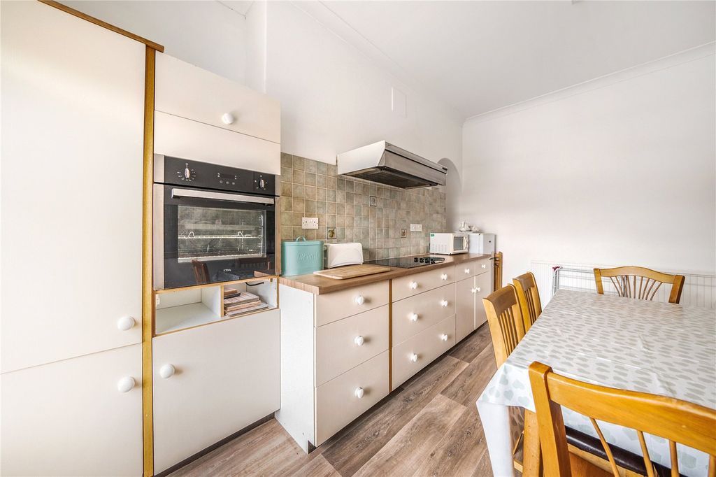 Additional image 6 of 3 bed flat for sale2 The Esplanade, Minehead, Somerset TA24