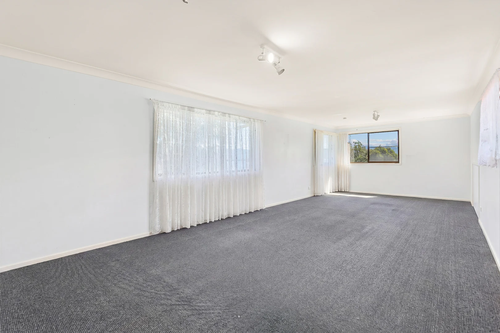 Additional image 6 of 61 Madigan Boulevard, Mount Warrigal NSW 2528